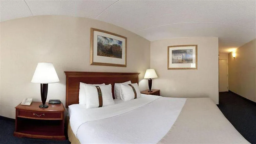 Days Hotel By Wyndham Williamsburg I-64 2*,  United States