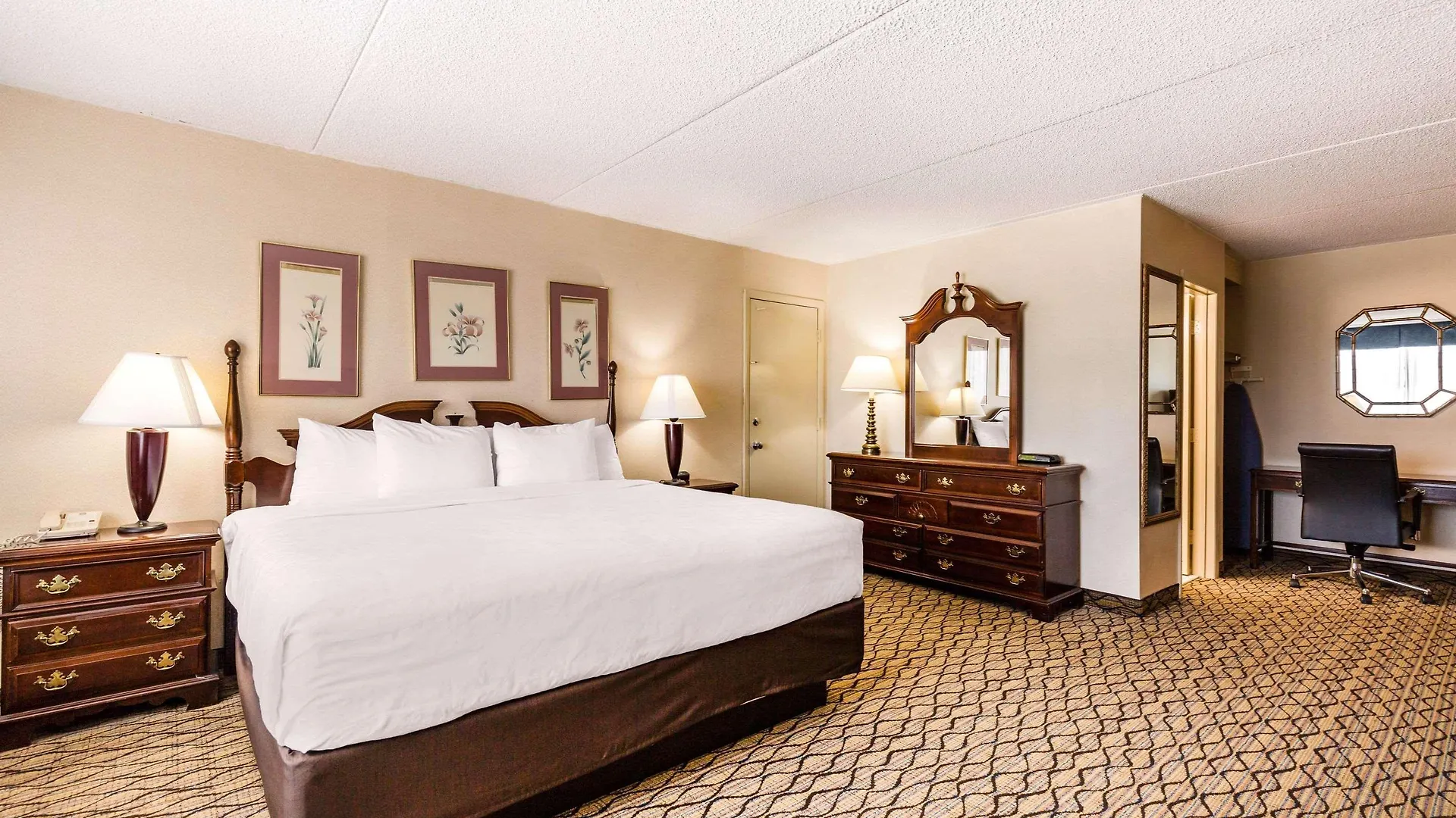 **  Days Hotel By Wyndham Williamsburg I-64 United States