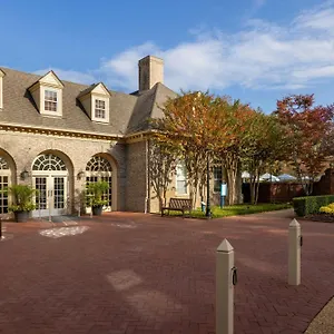 Marriott's Manor Club At Ford's Colony Hotel